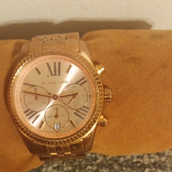 Michael Kors Accessories - Michael Kors Rose Gold Chronograph Watch MK 5569